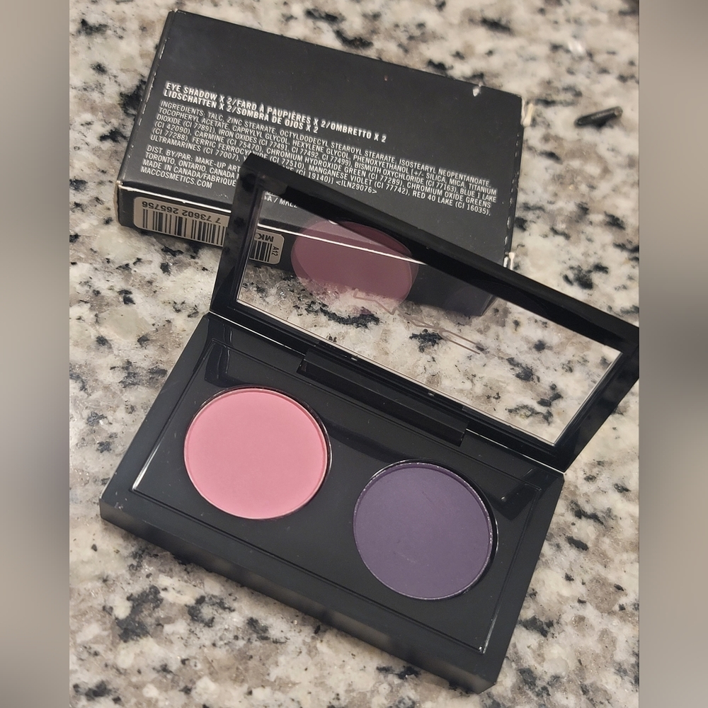 MAC M.A.C Eye Shadow X2 Palette Dynamic Duo 4 Brand New In Box - Picture 3 of 4